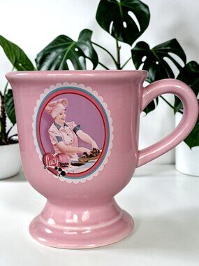 I Love Lucy Lucille Ball Pink 2006 Coffee Cup Pedestal Mug 12oz Candy Factory